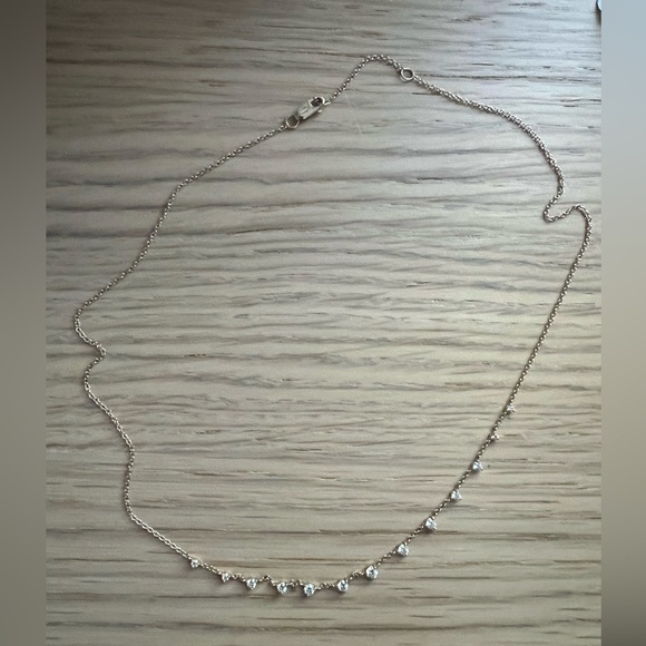 The clear cut wanderlust diamond necklace - Picture 3 of 5